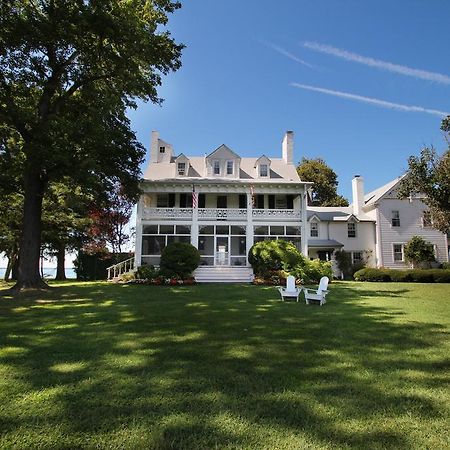 Wades Point Inn On The Bay McDaniel Exteriör bild