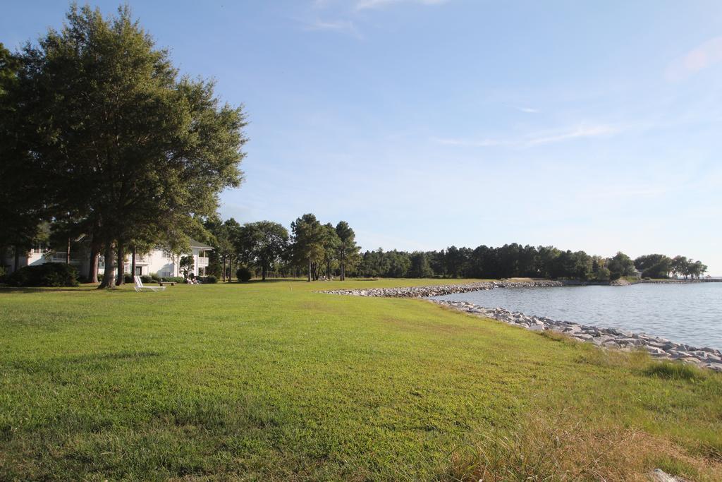 Wades Point Inn On The Bay McDaniel Exteriör bild