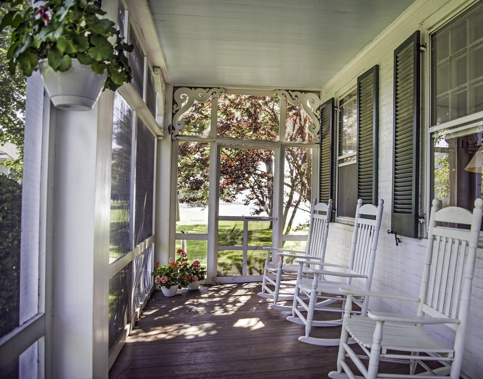 Wades Point Inn On The Bay McDaniel Exteriör bild
