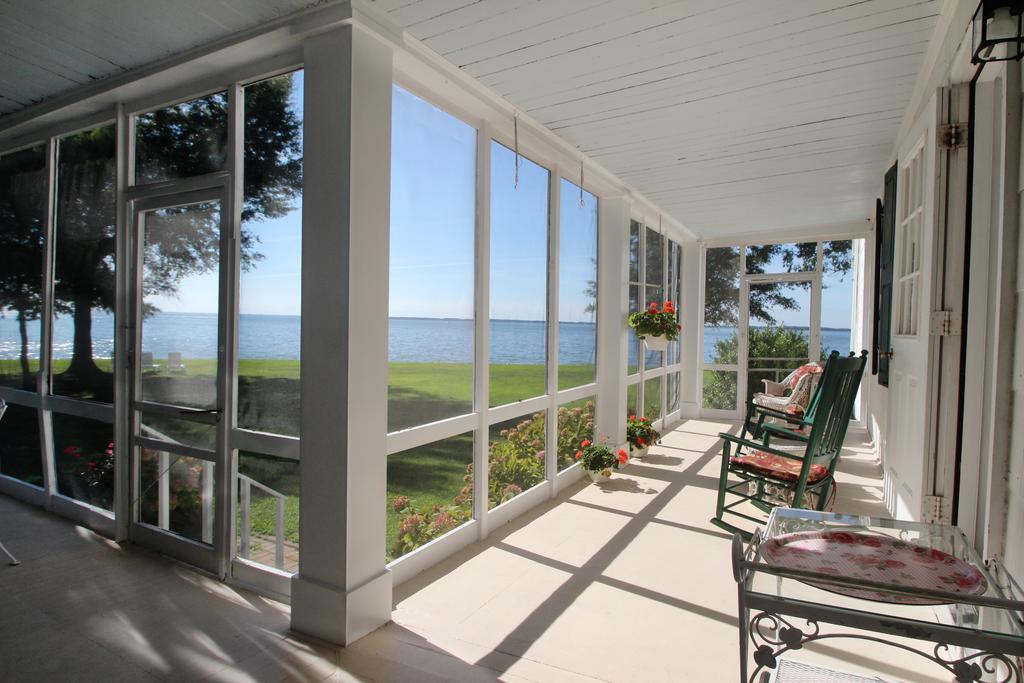 Wades Point Inn On The Bay McDaniel Exteriör bild