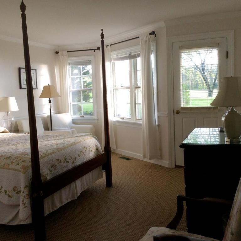 Wades Point Inn On The Bay McDaniel Exteriör bild