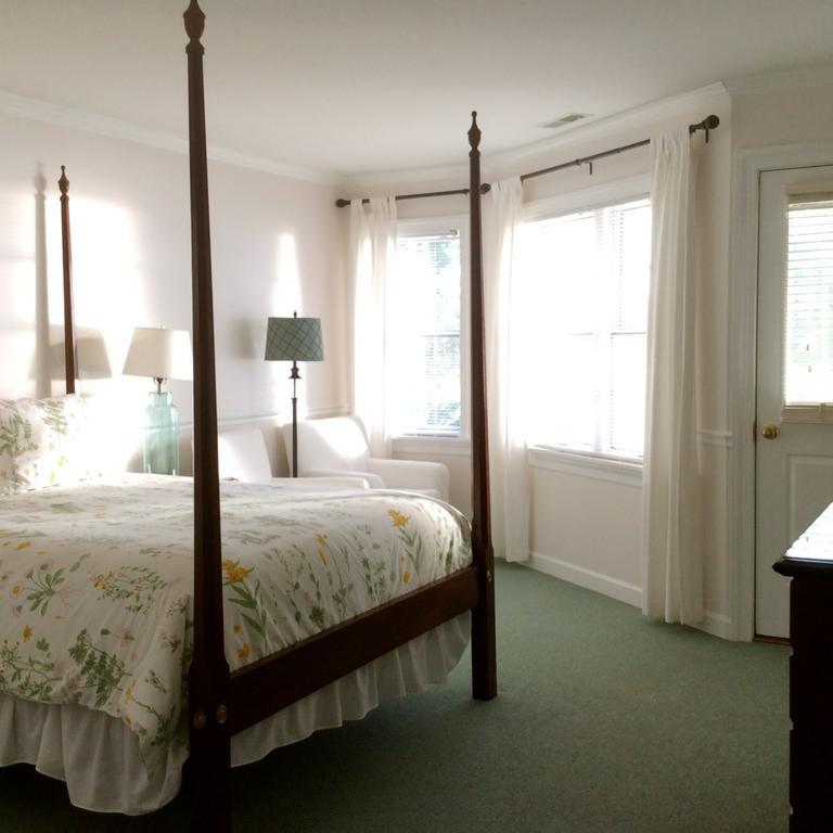 Wades Point Inn On The Bay McDaniel Exteriör bild