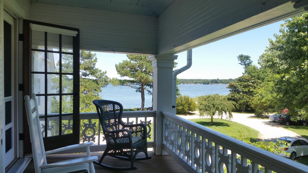 Wades Point Inn On The Bay McDaniel Exteriör bild