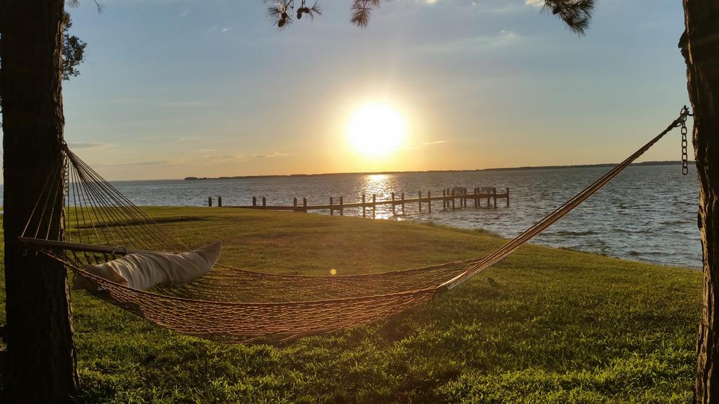 Wades Point Inn On The Bay McDaniel Exteriör bild
