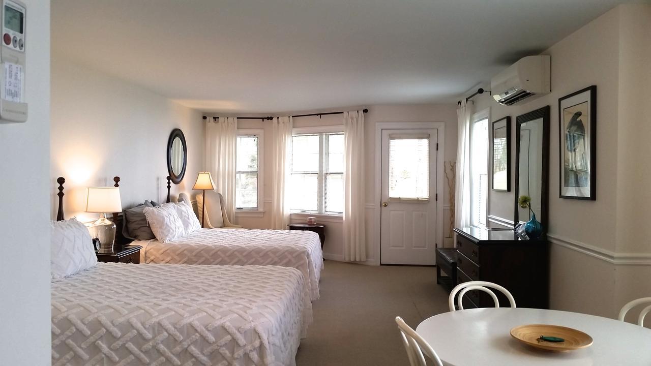Wades Point Inn On The Bay McDaniel Exteriör bild