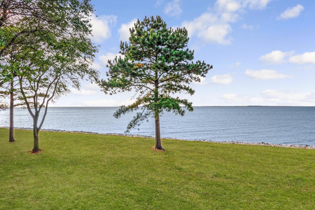 Wades Point Inn On The Bay McDaniel Exteriör bild